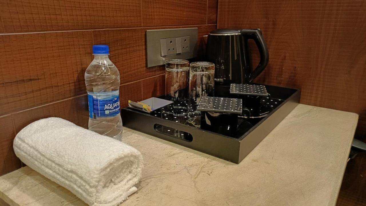 Retrieve Health & Wellness Hotel Kochi Luaran gambar