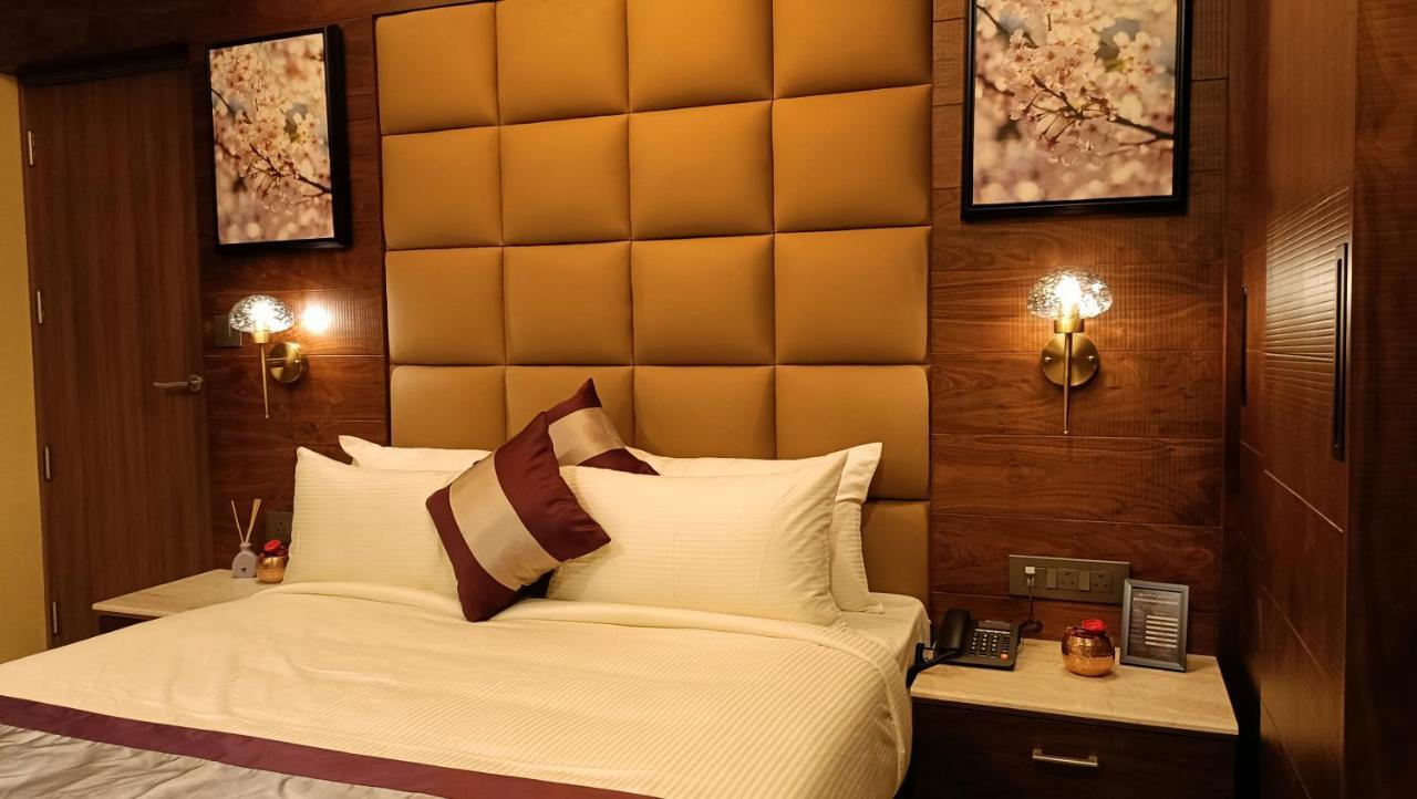 Retrieve Health & Wellness Hotel Kochi Luaran gambar