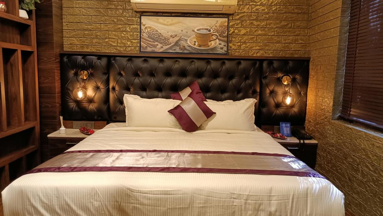 Retrieve Health & Wellness Hotel Kochi Luaran gambar
