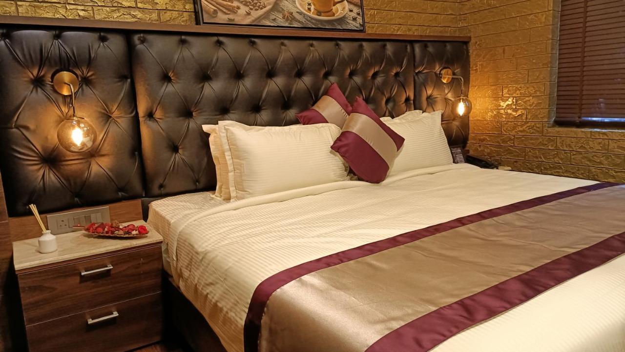 Retrieve Health & Wellness Hotel Kochi Luaran gambar