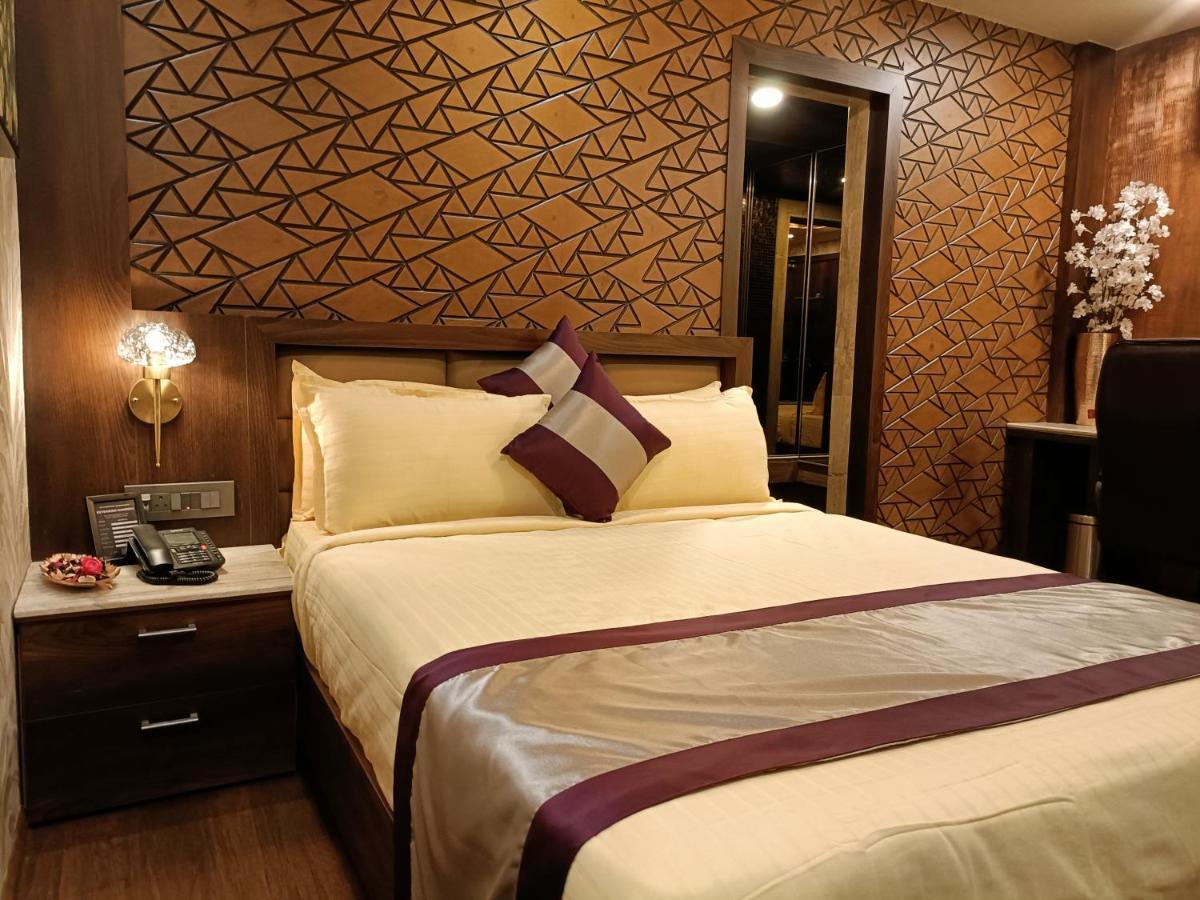 Retrieve Health & Wellness Hotel Kochi Luaran gambar