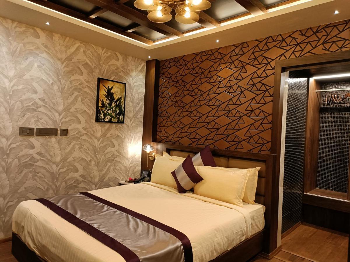 Retrieve Health & Wellness Hotel Kochi Luaran gambar