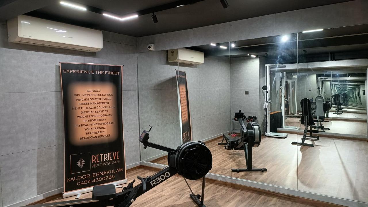 Retrieve Health & Wellness Hotel Kochi Luaran gambar