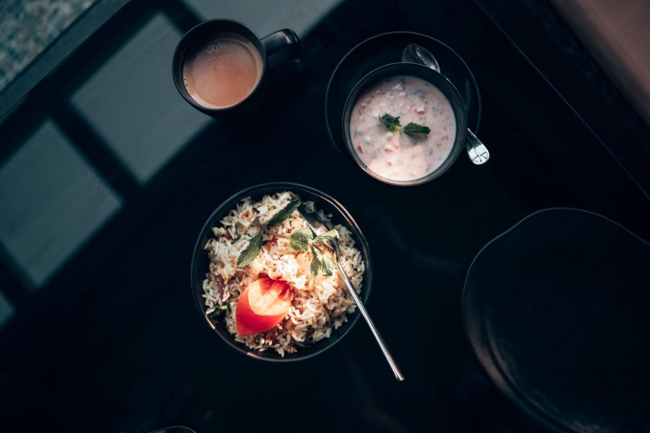 Retrieve Health & Wellness Hotel Kochi Luaran gambar